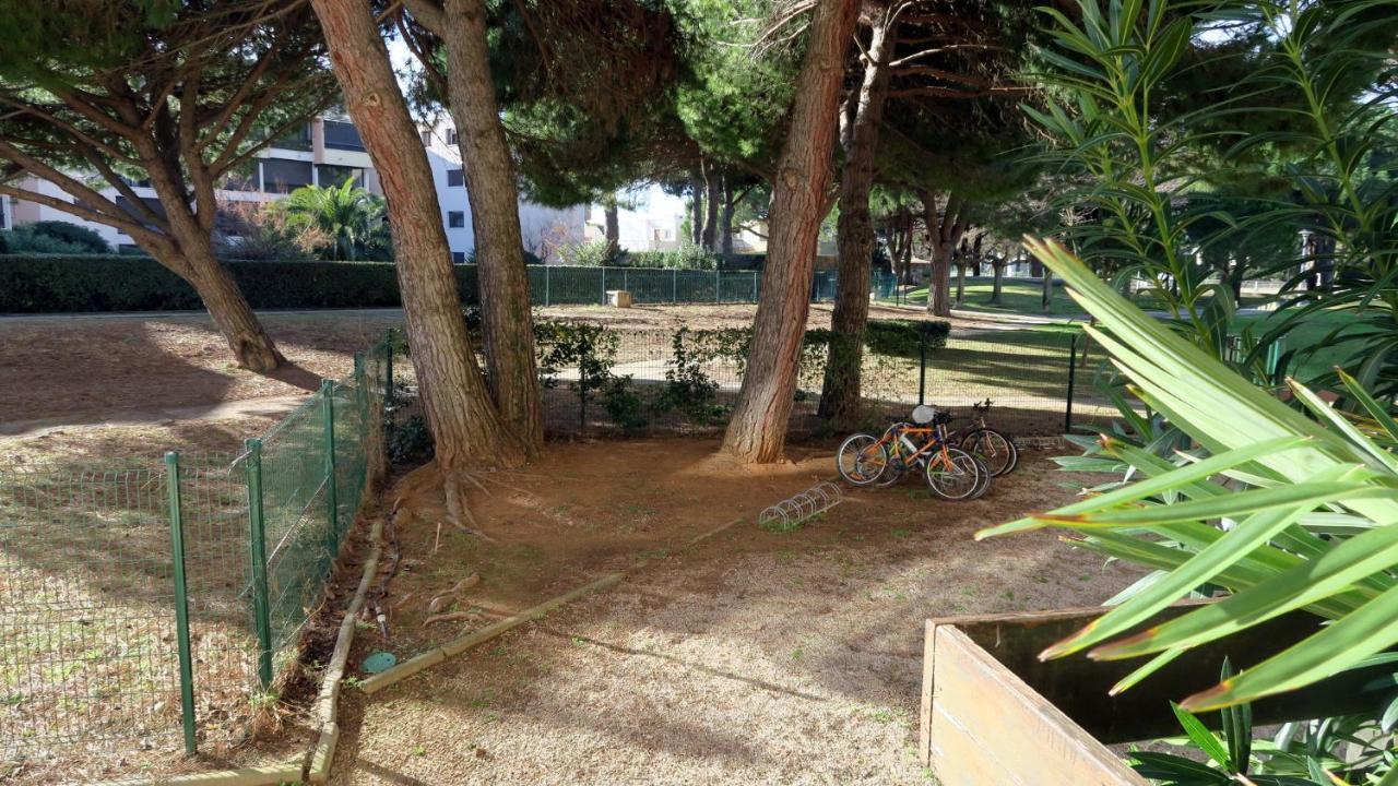 Sol-Y-Days Los Amigos, Studio 4 Couchages En Rez-De-Jardin, Avec Grande Terrasse Et Parking, A 250M De La Plage Le Grau-du-Roi Eksteriør bilde